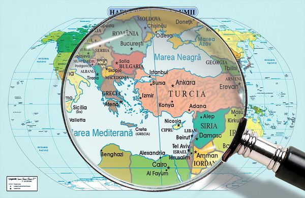 Harta politica a lumii, limba Romana