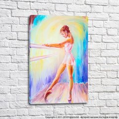 Нарисованная балерина на разноцветном фоне, балет