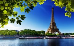 Fototapet Vedere de vară a Turnului Eiffel