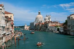 Fototapet Grand Canal într-o zi însorită, Veneția