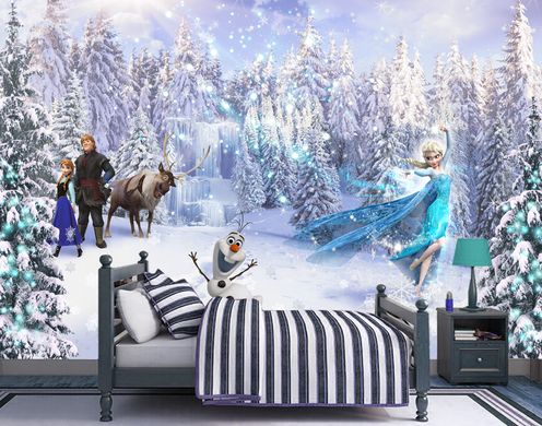 Personaje de basm din desenul animat Frozen pe fundalul unui peisaj de iarnă