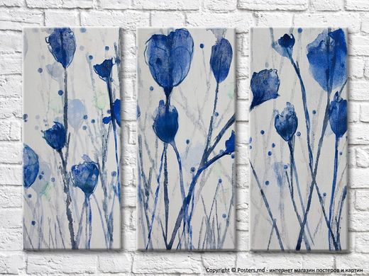 Flori sălbatice albastre pe un fundal gri