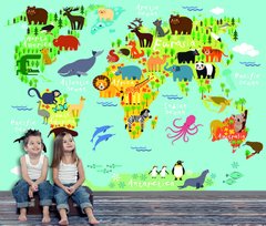 Harta lumii pentru copii cu animale multicolore
