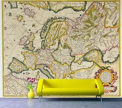 Harta antica a Europei in rama galbena