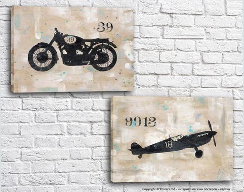 Ретро мотоцикл и старинный самолет