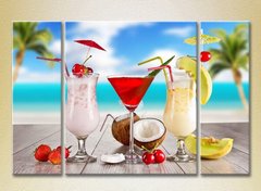Триптих Три фруктовых коктейлей на пляже