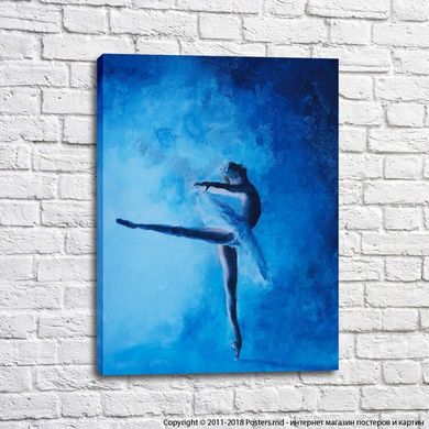 Балерина в пачке на синем фоне, балет