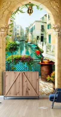 Арка с видом на каналы Венеции