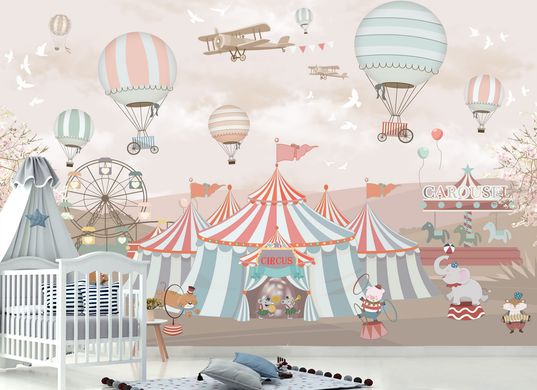 Цирк с животными, карусели и воздушные шары на пудровом фоне