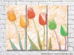 Триптих из разноцветных тюльпанов на бежевом абстрактном фоне