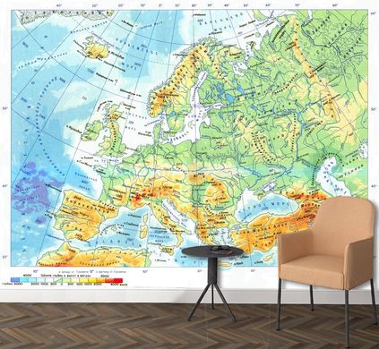 Карта Европы со шкалой глубин и высот